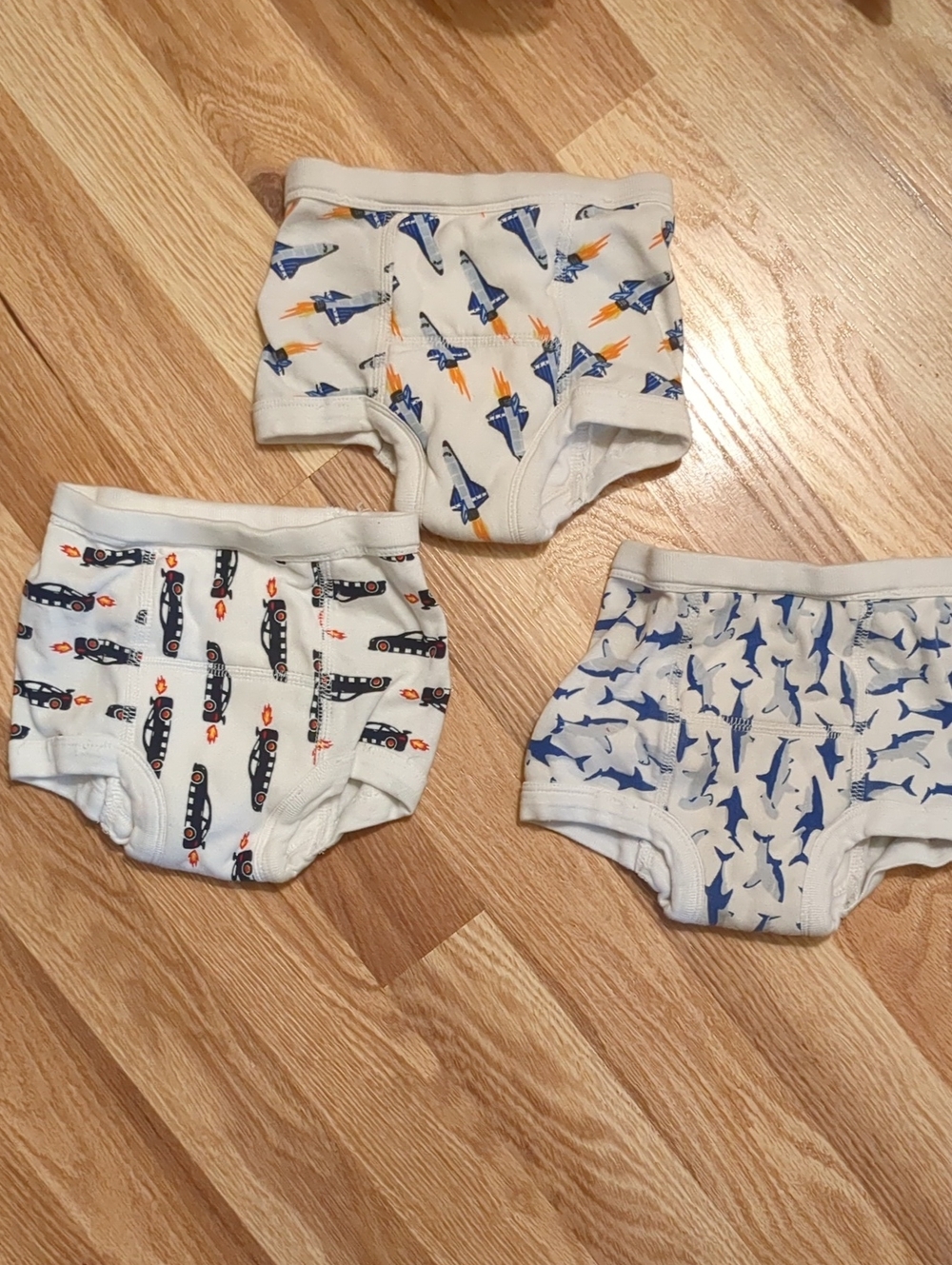 Hanna Andersson White Kids Training Underwear Trio with Blue & Orange Prints XS